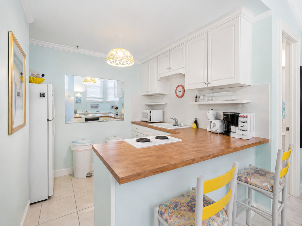Renovated kitchenette
