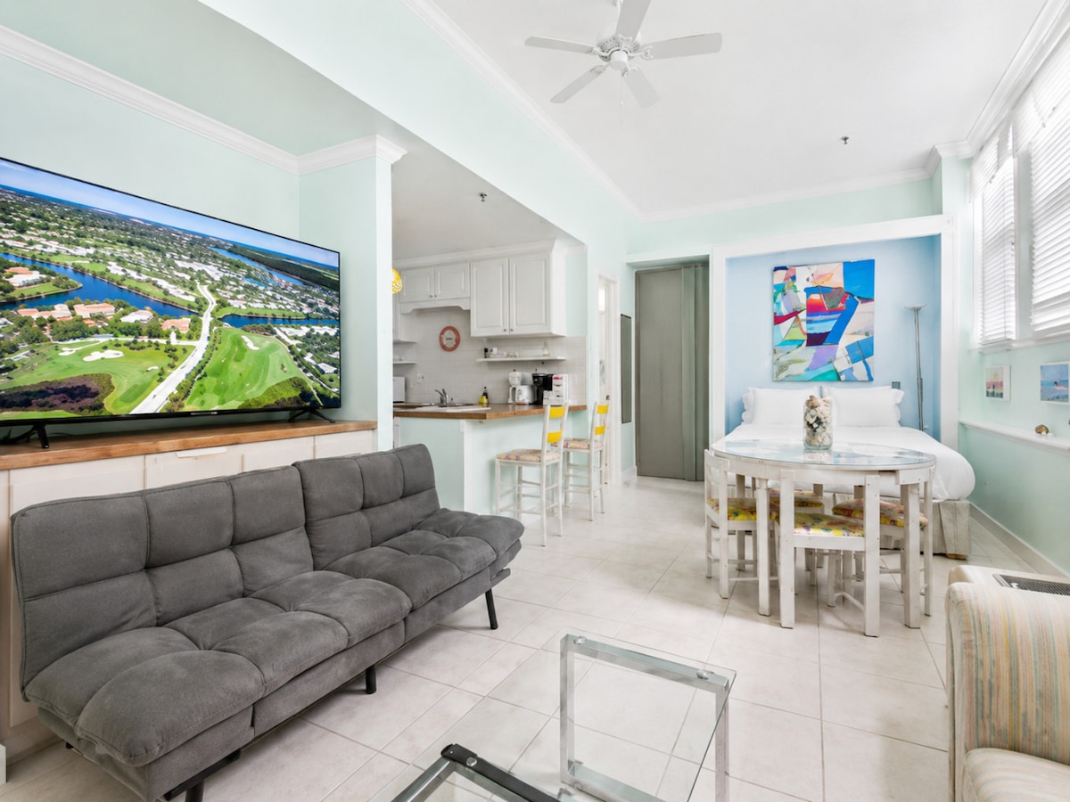 Suite living area